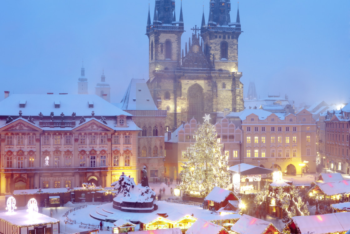 Зимняя Прага Староместская площадь